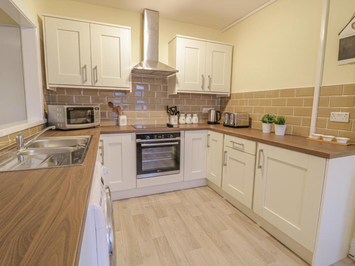 Beside The Sea - In Town Apartment Ландъндо Екстериор снимка