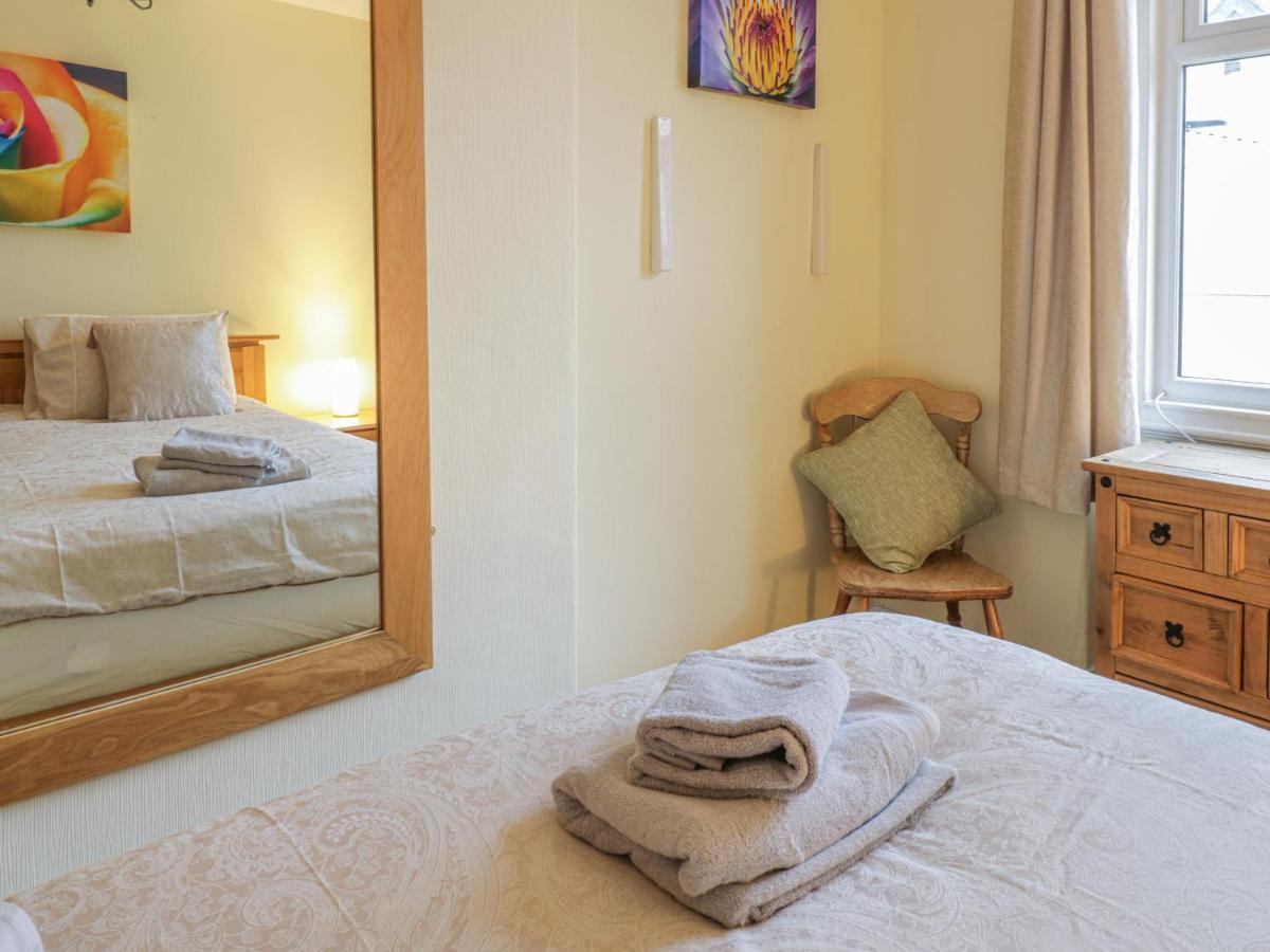 Beside The Sea - In Town Apartment Ландъндо Екстериор снимка